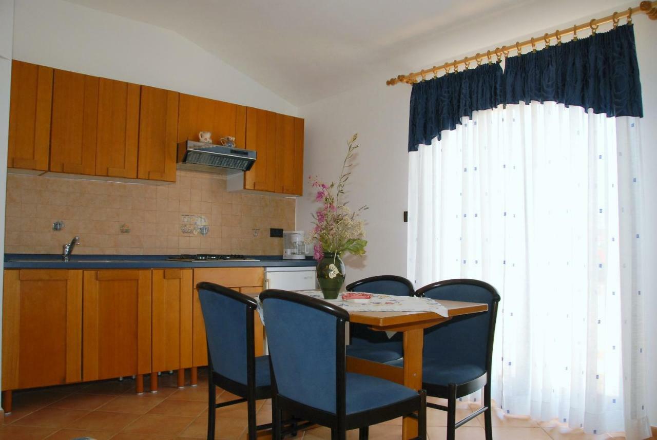 Apartmani Bauk Porec Ngoại thất bức ảnh